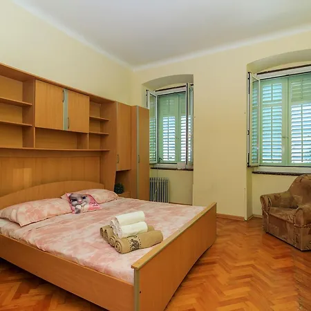 In Pula/istrien 34727 Apartamento Pula